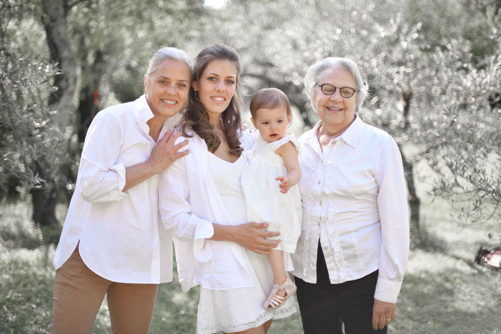 Caroline Tallagrand - Photographe MONTFORT SUR ARGENS - TRETS - VAR - PACA - PORTRAIT - CORPORATE - EVENEMENT - ENFANT